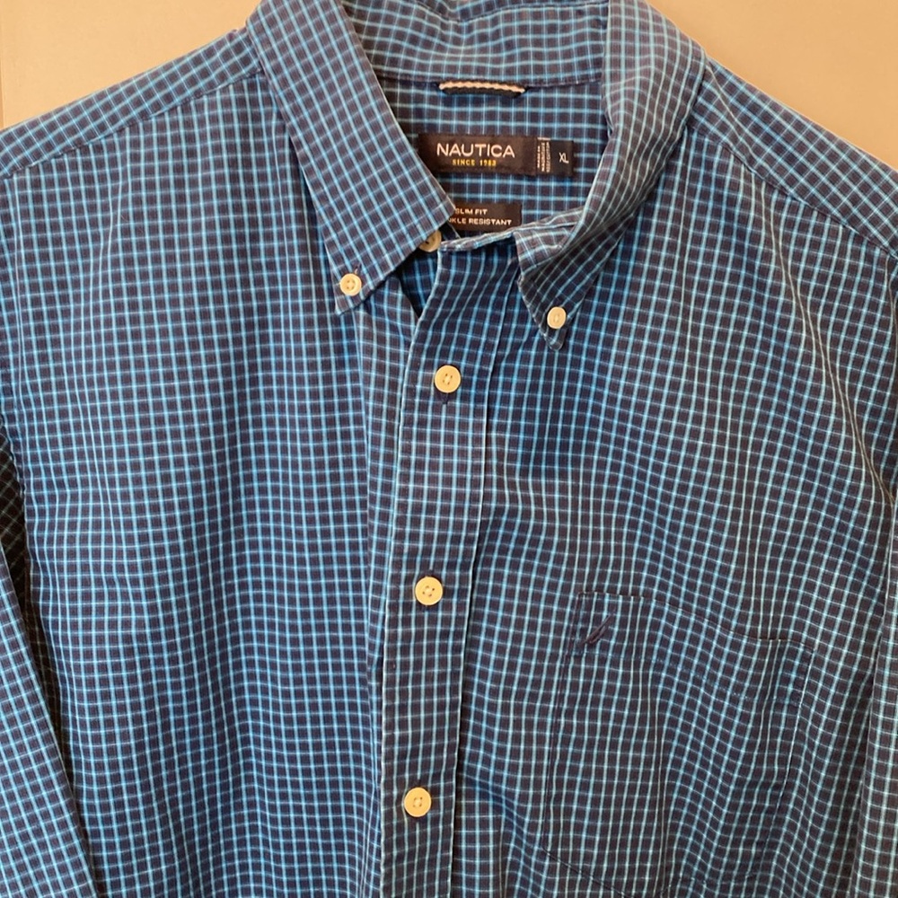 Nautica Men’s Long Sleeve Shirt.  XL Slim Fit. ‎ Wrinkle Free.  Blue Plaid - Picture 2 of 6